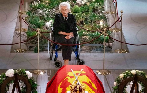 printesa astrid la funeraliile fratelui ei