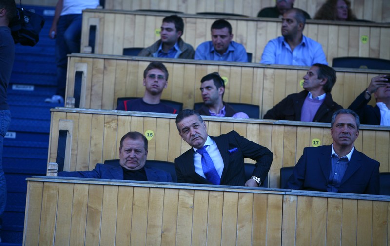 EXCLUSIV ”Cancelarul” lui Gigi Becali trece prin momente grele. Băgat în boală de propria-i afacere