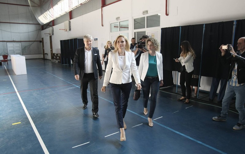 Primărița Firea se laudă că provine dintr-o familie de sportivi: ”Nu trebuie să primesc lecții de la o firmă privată”