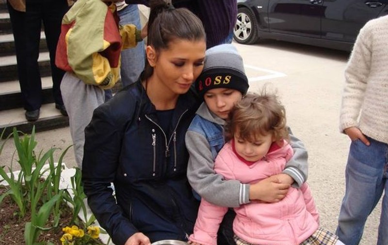 Ce fotografie EMOŢIONANTĂ a postat EBA pe Facebook! 