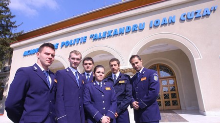 Studenți la Academia de Poliție