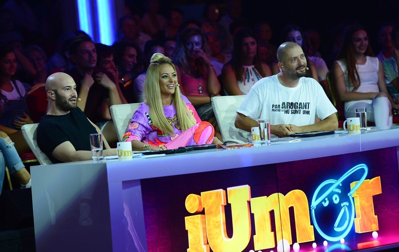 Finala iUmor. Ei sunt cei 9 concurenți care se luptă pentru marele premiu