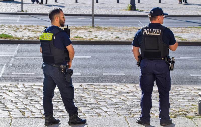 Amenințări cu bomba în peste 50 de școli din Germania și Austria, în ultimele zile