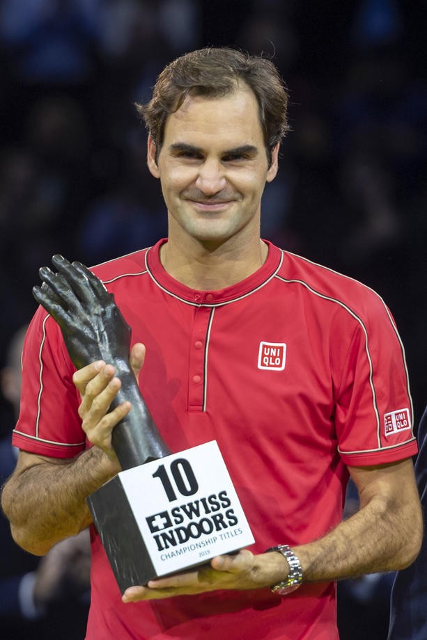 Elvețianul Roger Federer a câștigat în 2019 pentru a zecea oară turneul de la Basel FOTO: EPA-EFE/GEORGIOS KEFALAS