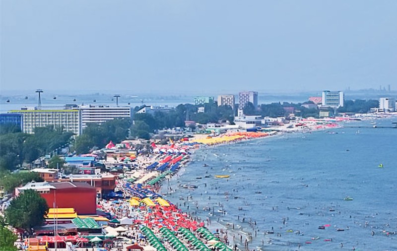 Străinii au dat năvală pe Litoral