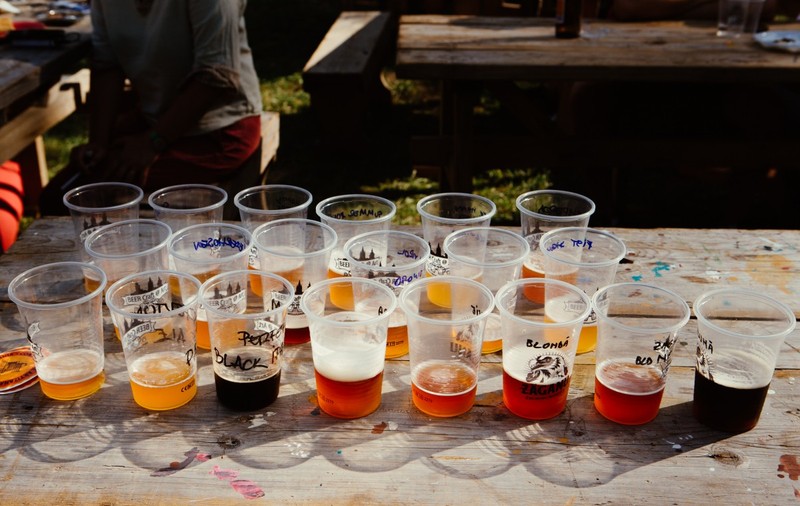 BEER Craft@ Art, primul festival de bere artizanală din Transilvania. În weekend, la Sibiu, peste 12.500 de oameni au băut 1.500 de litri de bere cu diverse arome