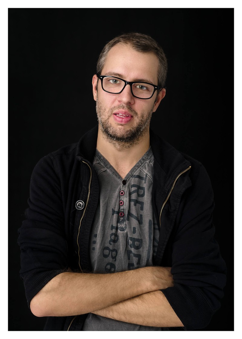 Regizorul David Schwartz