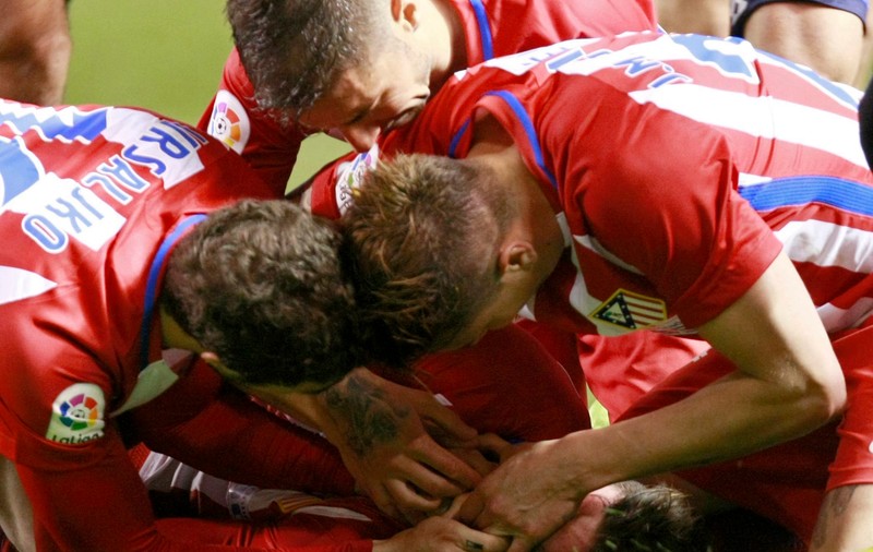 Accidentare gravă suferită de Fernando Torres în timpul meciului Deportivo - Atletico
