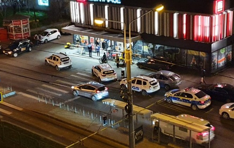 Agent de pază din Ploiești agresat la un supermarket de doi tineri, după ce le-a cerut să poarte masca de protecție