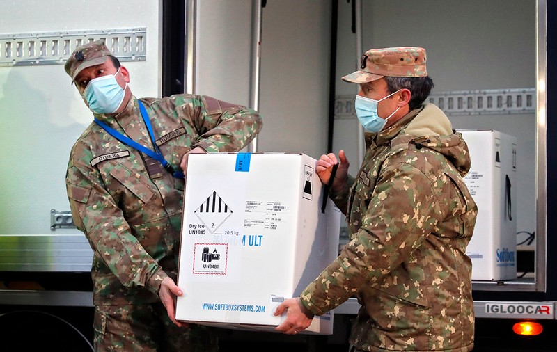 Alte 500.000 de doze de vaccin Pfizer ajung luni în România. Cum sunt distribuite