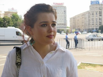 Pe Cristina, venită tocmai din Maramureș, școala online a afectat-o foarte mult