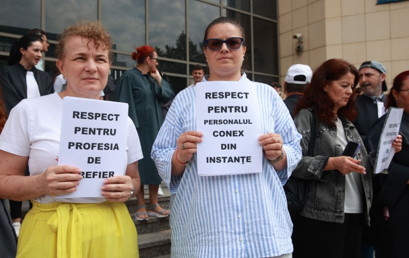 Blocaj total la ANAF, în instanțe și vămi, protest masiv al angajaților la Finanțe: „Veniturile scad chiar și cu 4.000 de lei”