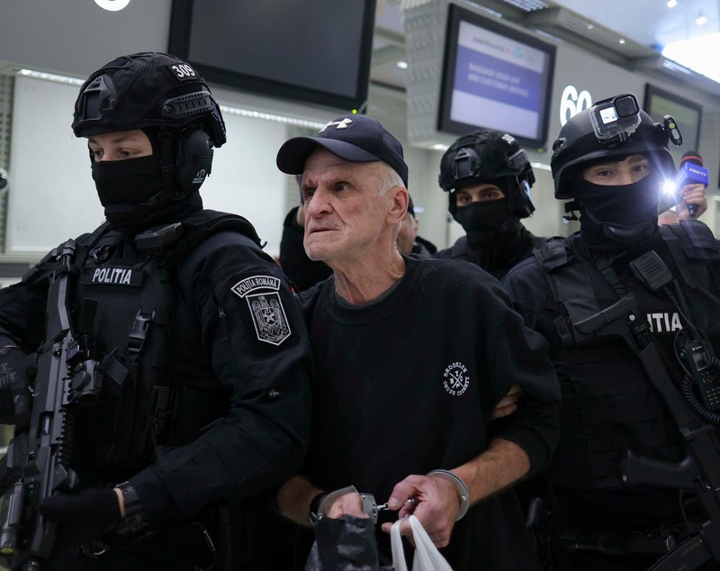 Nati Meir, condamnat la 11 ani de închisoare, adus în România. Autoritățile din Grecia au admis predarea sa