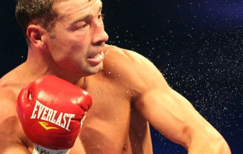 Bute, favorit la casele de pariuri în meciul cu Froch