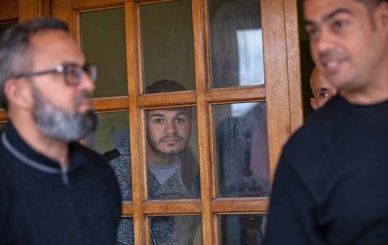Ministrul Muncii, reacție la cazul celor 45 de muncitori arabi care fac greva foamei la Sibiu. „Acum nu e momentul să vorbim despre ei”