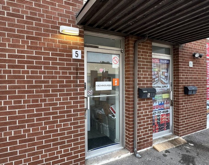 Imagini în premieră de la „fabrica” din Canada care a distrus-o pe Halep. „Ce fabrică? Nu e nicio fabrică, ci o firmă de apartament”
