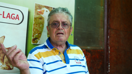 Un domn pensionar, lider de opinie la un bar de pe strada vecină cu termocentrala&nbsp;