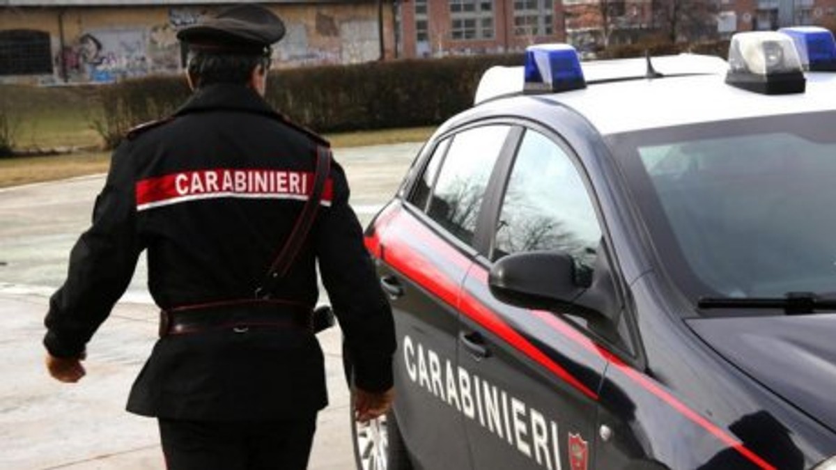 Un român a fost găsit spânzurat într-un parc din Italia. Anchetatorii iau în calcul și varianta unei crime