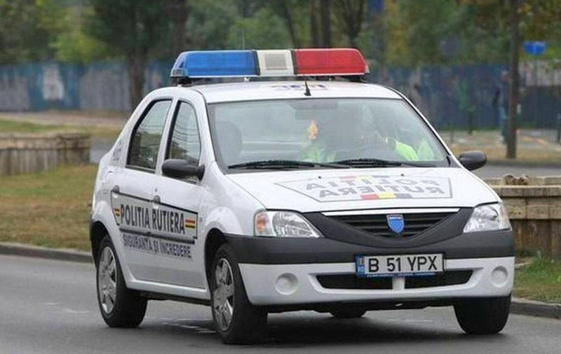 Sfaturile Poliției pentru românii care pleacă în minivacanța de 1 Decembrie