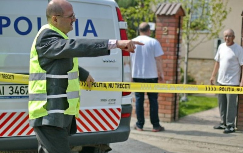 O femeie de 61 de ani a fost arestată preventiv după ce i-a pus medicamente în băutură concubinului şi l-a strangulat cu un şiret