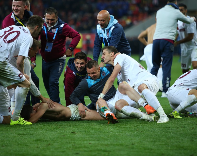 Cupa României la fotbal, CFR Cluj - Dinamo, 7-6, după penalty-uri| VIDEO & FOTO