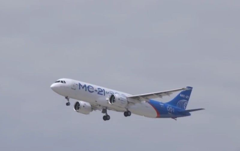 VIDEO | Rusia a testat, în premieră după dezmembrarea URSS, un avion de pasageri. Modelul MS-21 e un concurent serios pentru Airbus și Boeing