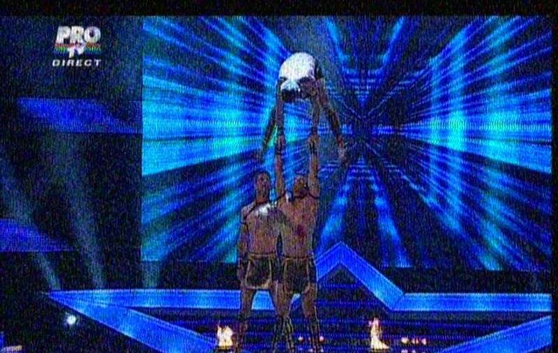 ”Băieții frumoși” nu au lăsat-o pe Andra indiferentă la ”Românii au talent”! FOTO