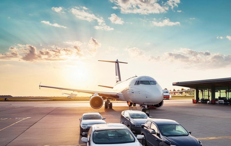 Calatorești la Cluj? Prima opțiune pe care trebuie să o iei în calcul când călătorești cu avionul