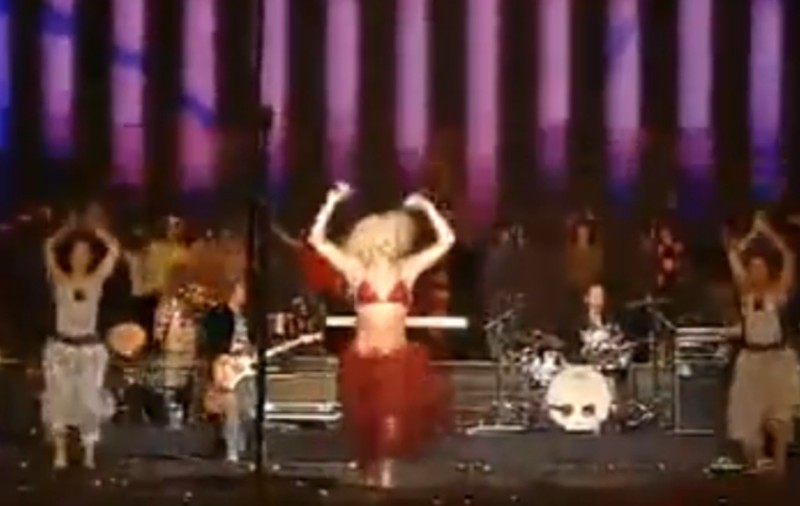 Video | Shakira i-a înnebunit pe chinezi de Anul Nou