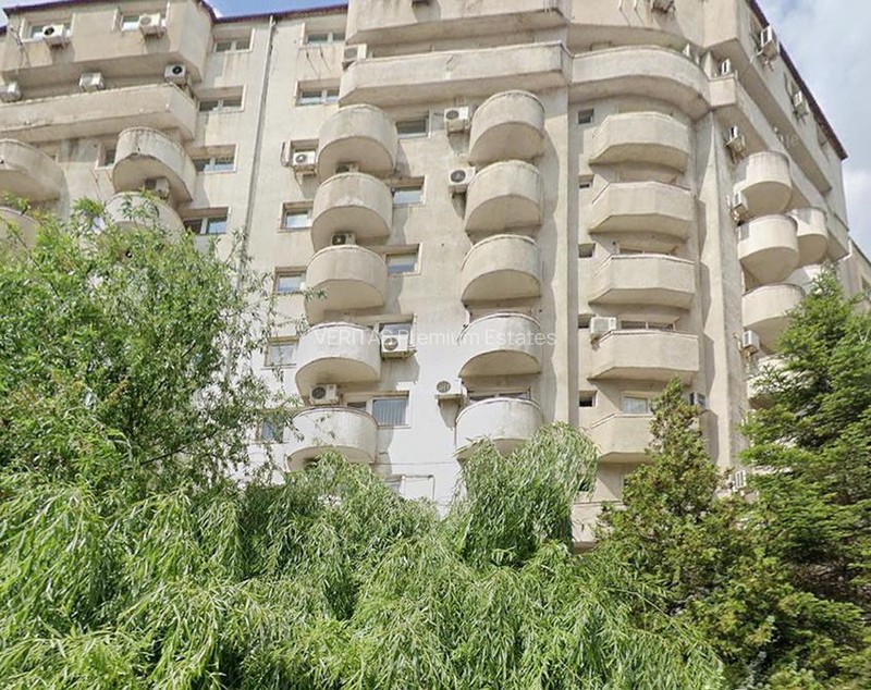 Un bloc întreg, scos la vânzare în București. Cât costă clădirea cu 50 de apartamente din zona Calea Călărașilor-Delea Veche