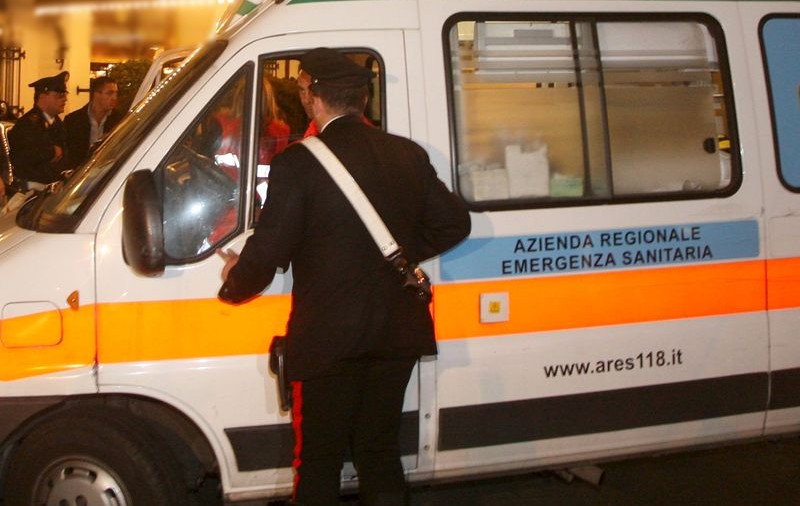 Un român a fost înjunghiat în Italia