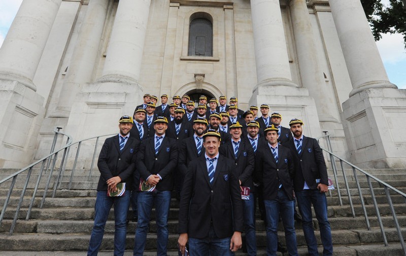 Naționala de rugby a României a fost primită oficial la Cupa Mondială. ^Jucătorii au primit medaliile de participare şi şepci brodate cu logo-ul competiției