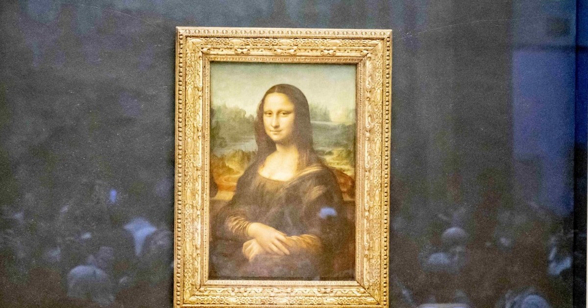 Tabloul Mona Lisa de Leonardo da Vinci, expus la Muzeul Louvre din Paris