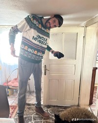 Antonio este considerat cel mai înalt om din România, având o înălțime de 2,20 metri. Foto: Arhivă personală