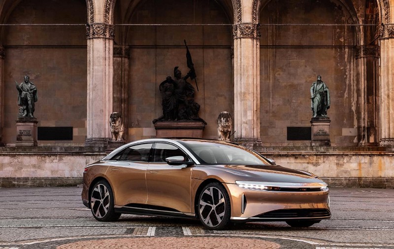 Care sunt cele mai ecologice mașini. O marcă puțin cunoscută devansează Tesla