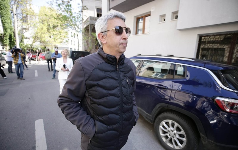Dan Diaconescu poate fi judecat în dosarul în care este acuzat de acte sexuale cu minore. Decizia nu este definitivă