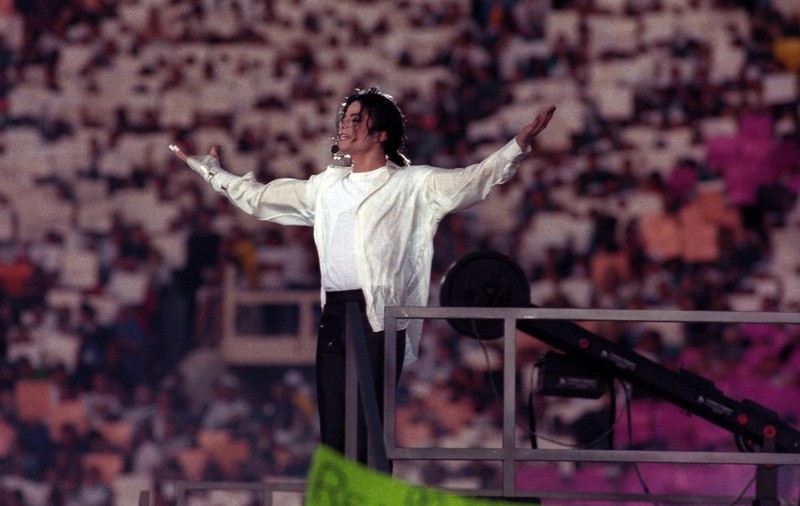 Filmul despre Michael Jackson va rula doar două săptămâni