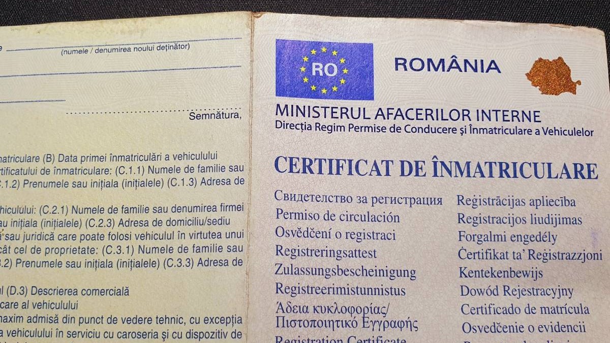 Certificat de înmatriculare auto românesc (talon auto) eliberat de de Ministerul Afacerilor Interne – Direcția Regim Permise de Conducere și Înmatriculare a Vehiculelor.
