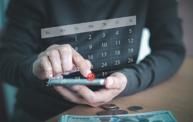 Ce este regula de 30 de zile și cum te ajută să economisești