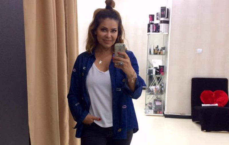Cum arată Miki, ex K-pital, în costum de baie. Vacanță pe cinste în Grecia | FOTO