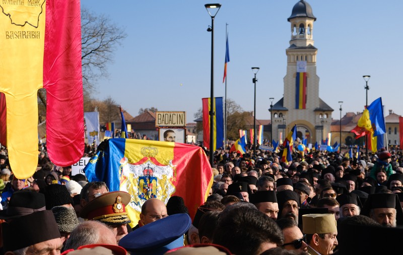 FOTO & VIDEO| La mulți ani, România! Parada militară de la Alba Iulia s-a încheiat