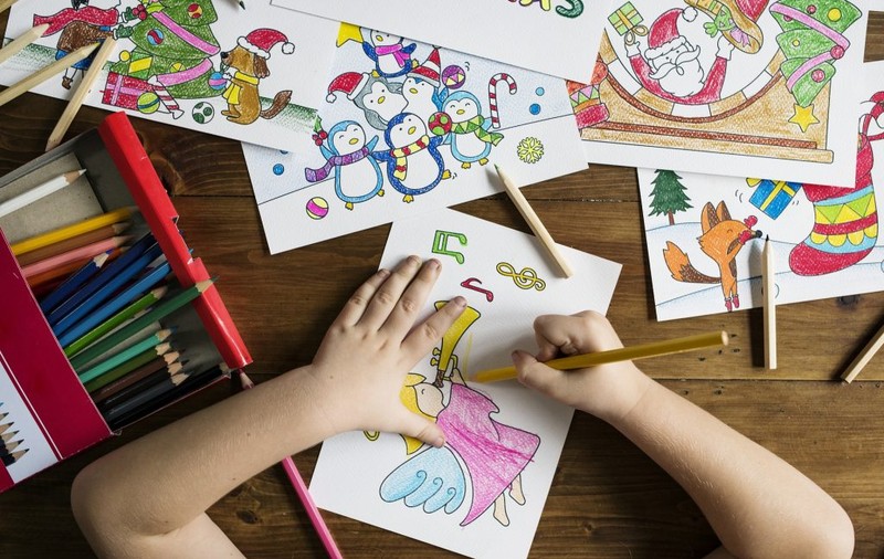 4 metode inedite pentru a dezvolta creativitatea copilului tău