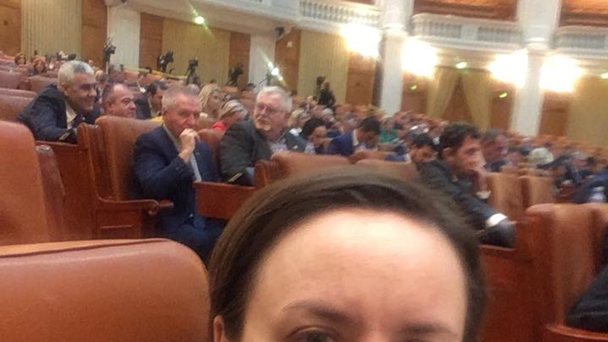 Deputata USR Cosette Chichirău a depus plângere împotriva senatorului PSD Șerban Nicolae