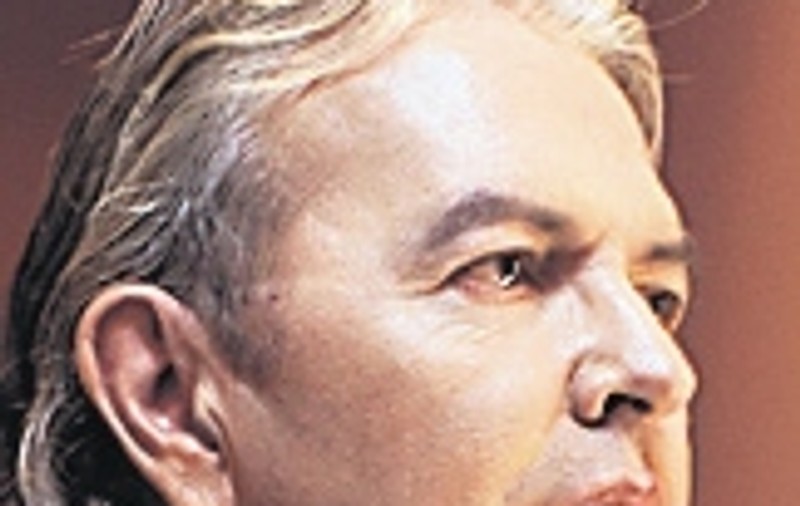 Ducu Bertzi luptă pentru autişti