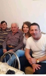 Costin Mărculescu alături de tatăl său, cumnatul și nepoata