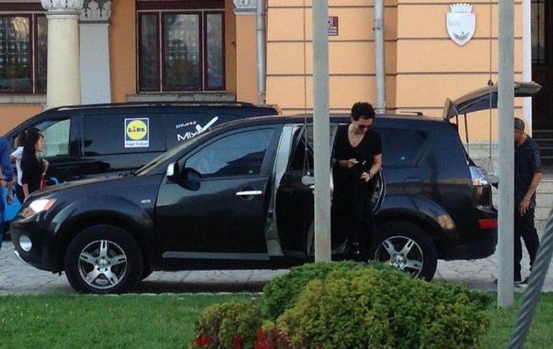 Atât de mare e iubirea dintre Keo şi Andreea Bălan încât solista i-a dat SUV-ul său!