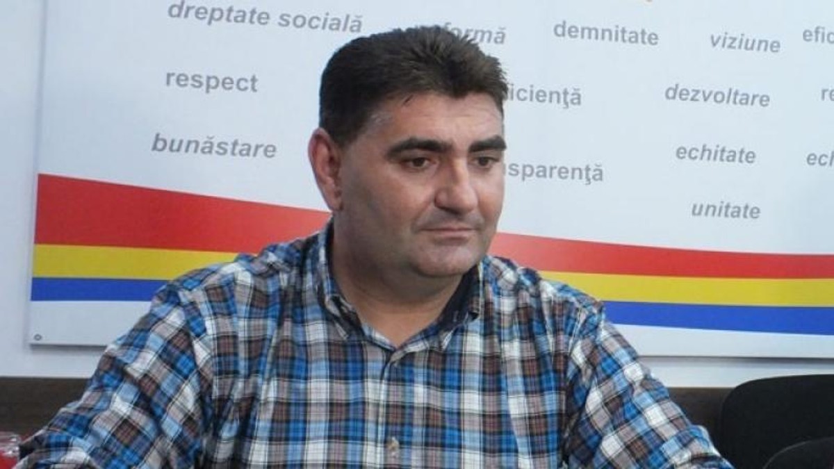 Jean Jipa, primarul din Giurgiu și-a retras demisia invocând lacrimile cetățenilor: "Lacrimile voastre, tristețea voastră purtată în tăcere...