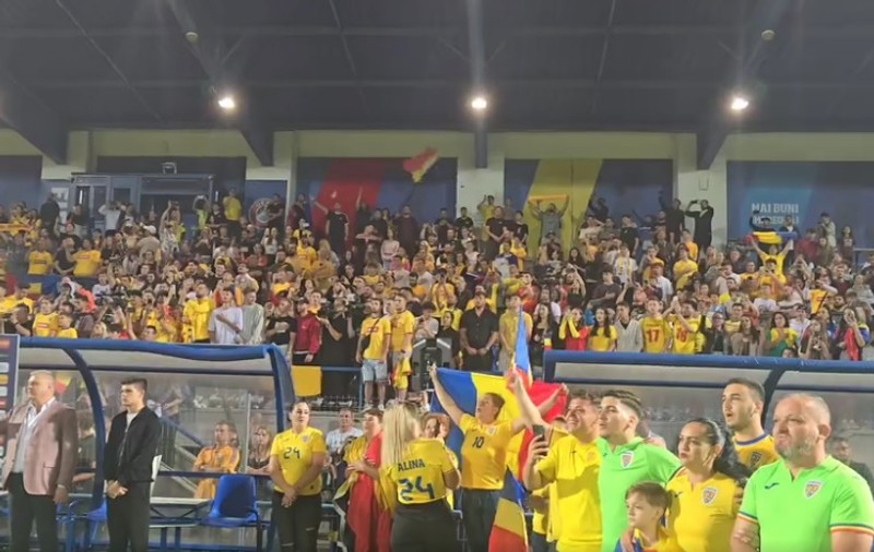 Tricolorii, aşteptaţi de aproximativ de 500 de fani la Mogoşoaia. Suporterii au scandat: „Edi, nu pleca”