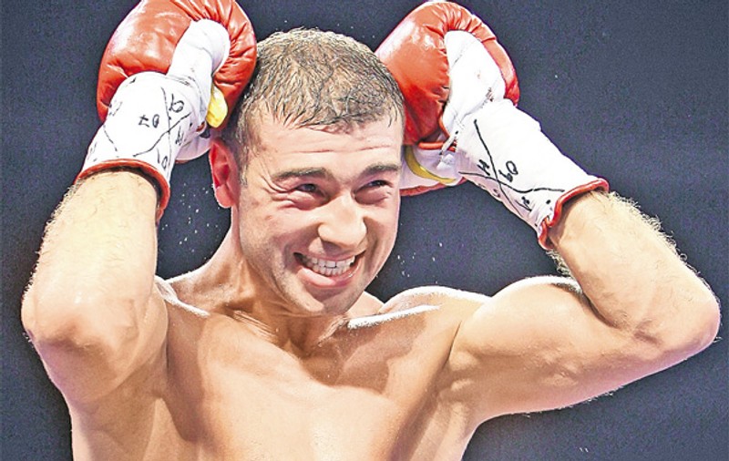 Lucian Bute va boxa cu Carl Froch până la finele anului, la Montreal