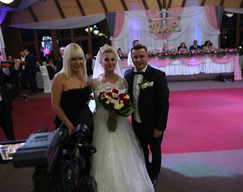 Traian Băsescu și Elena Udrea, la nunta anului din Maramureș. Cum s-au distrat și cum au arătat la cel mai tare eveniment | VIDEO & FOTO